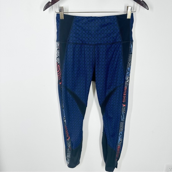 Athleta Lotus Precision Athletic Leggings Blue Color Block Size Small - Picture 2 of 9